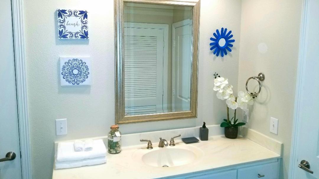 Roomy Downtown Abode Daire Houston